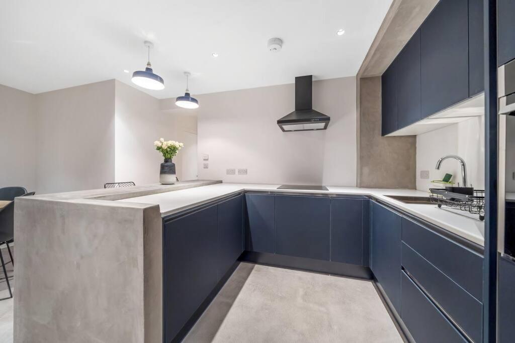 Trendy 2 Bedroom 2 Bathroom Apartment Minutes From Seafront In St Leonard'S Hastings St Leonards-on-Sea 外观 照片